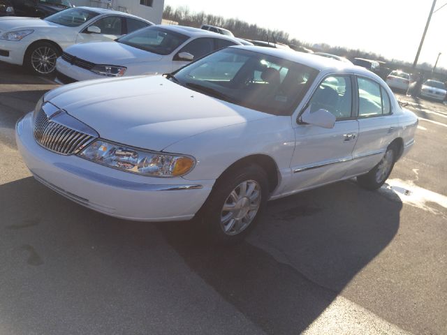 1999 Lincoln Continental Base