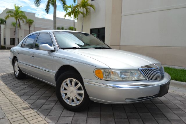 1999 Lincoln Continental Base