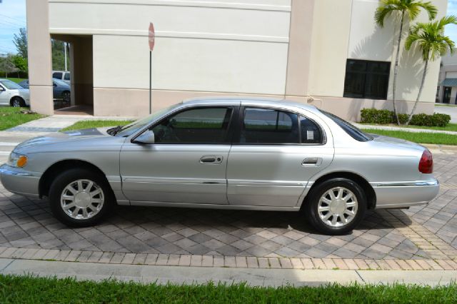 1999 Lincoln Continental Base