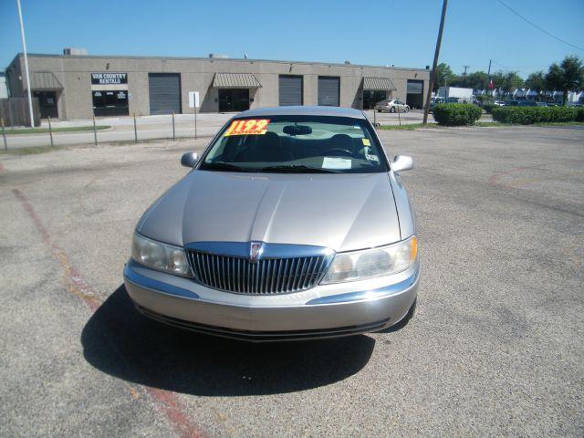 1999 Lincoln Continental Base