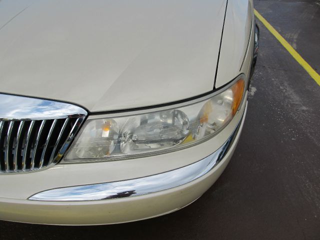 1999 Lincoln Continental Base