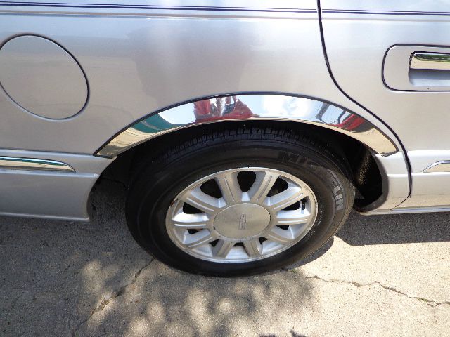 1999 Lincoln Continental Base