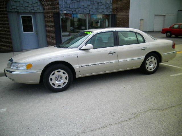 1999 Lincoln Continental Base