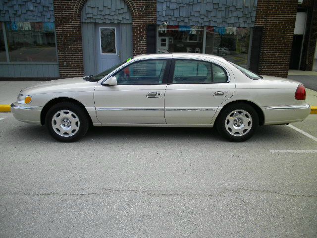1999 Lincoln Continental Base