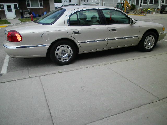 1999 Lincoln Continental Base