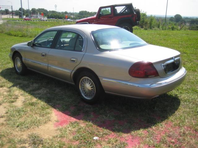 2000 Lincoln Continental Base