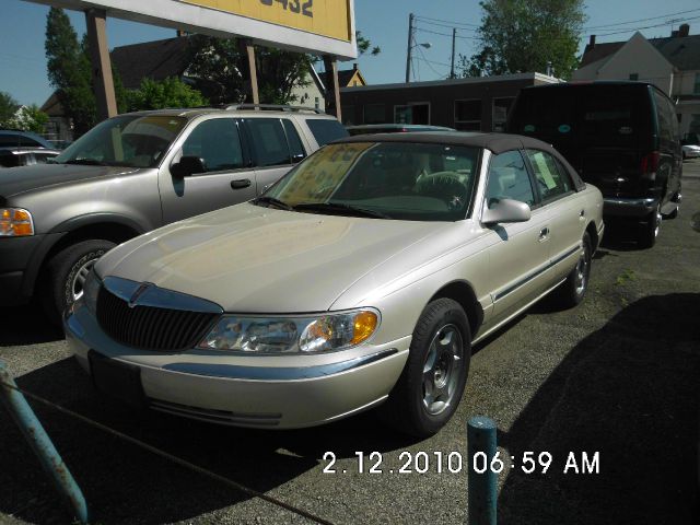 2000 Lincoln Continental L.T. 4-w.d. 5.3L
