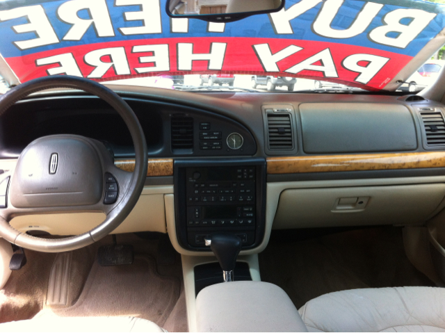 2000 Lincoln Continental Base