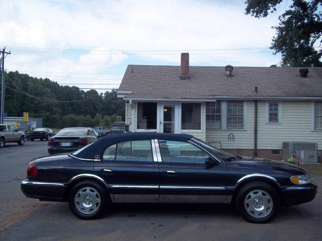 2000 Lincoln Continental Base