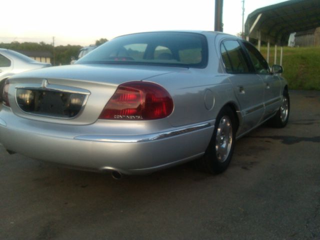 2000 Lincoln Continental Base