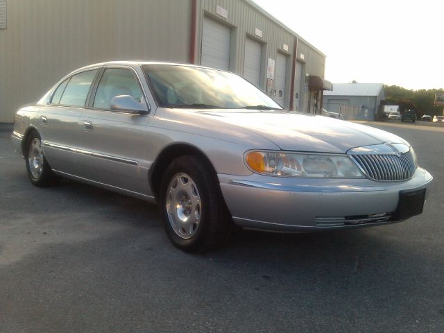2000 Lincoln Continental Base
