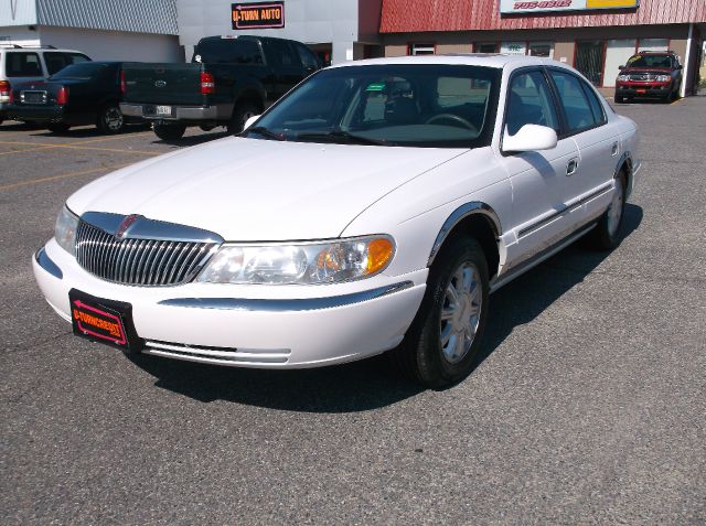 2001 Lincoln Continental Base