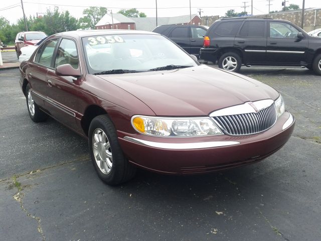 2001 Lincoln Continental Base