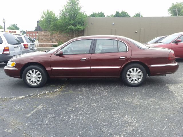 2001 Lincoln Continental Base