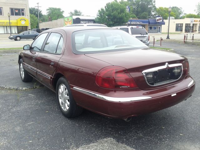 2001 Lincoln Continental Base