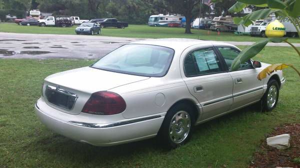 2001 Lincoln Continental Base