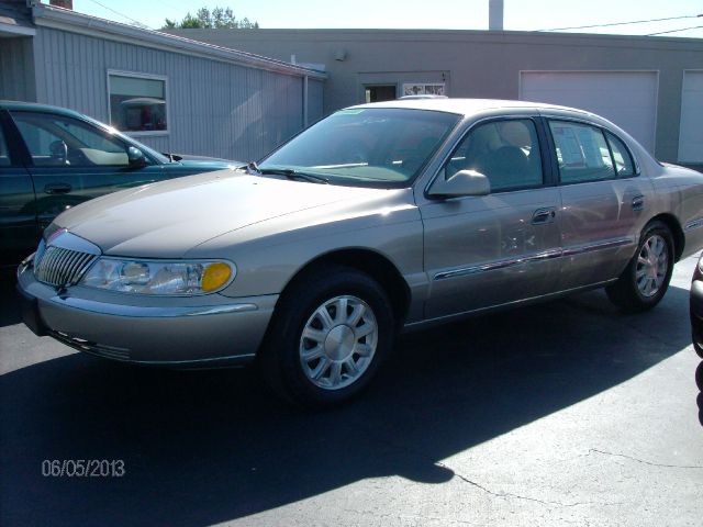 2001 Lincoln Continental Base