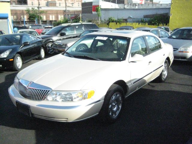 2002 Lincoln Continental Unknown