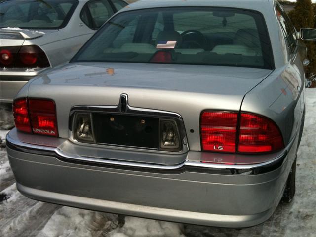2000 Lincoln LS Red Line