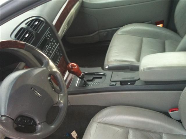 2000 Lincoln LS Red Line