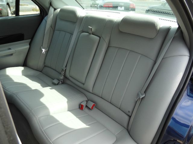 2004 Lincoln LS R25