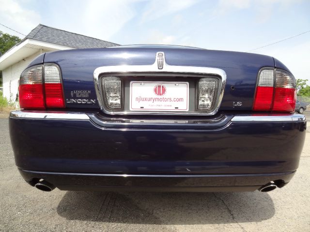 2004 Lincoln LS R25