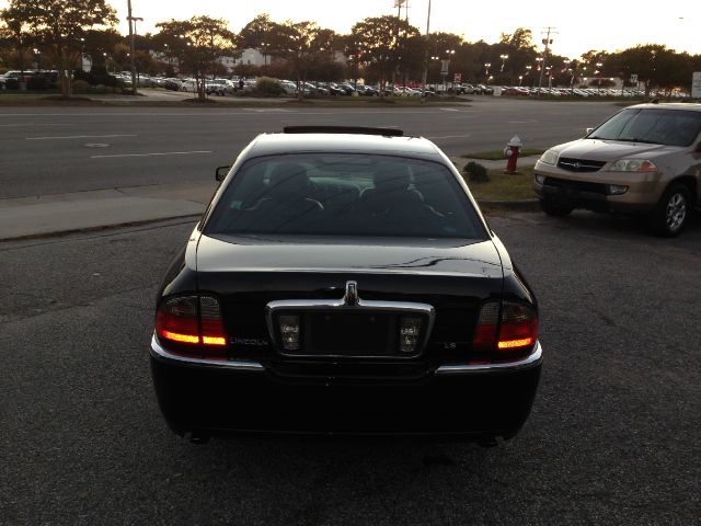 2004 Lincoln LS R25