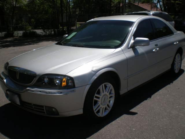 2005 Lincoln LS Red Line