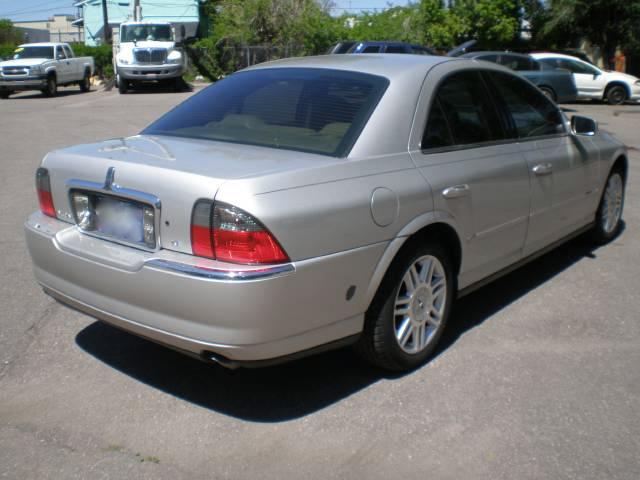 2005 Lincoln LS Red Line