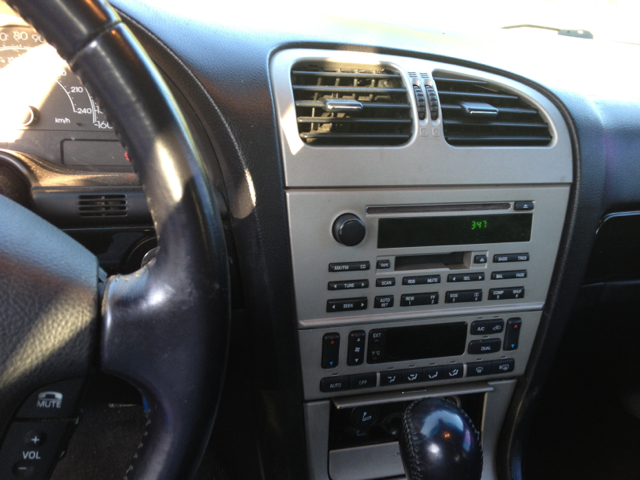 2005 Lincoln LS L300 Sedan