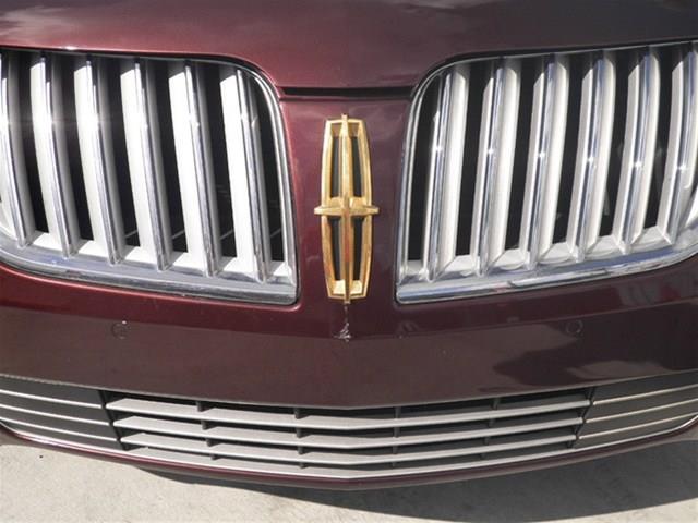 2010 Lincoln MKS Unknown