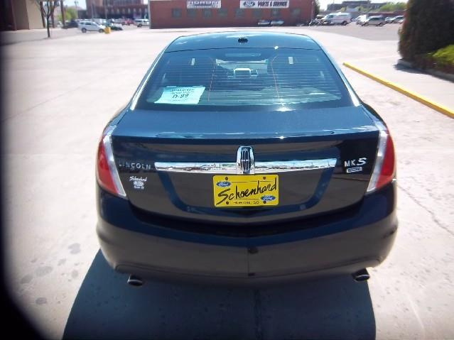 2010 Lincoln MKS GLS PZEV