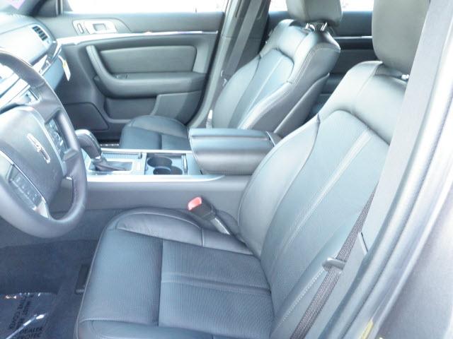 2011 Lincoln MKS Unknown
