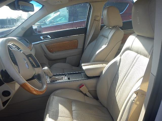 2011 Lincoln MKS Unknown