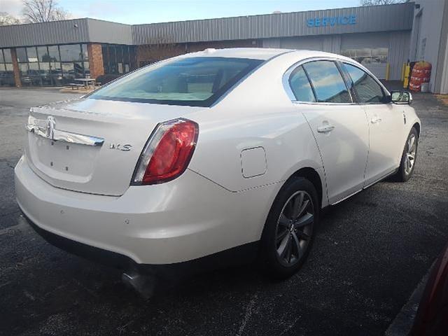 2011 Lincoln MKS Unknown