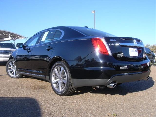 2011 Lincoln MKS Base