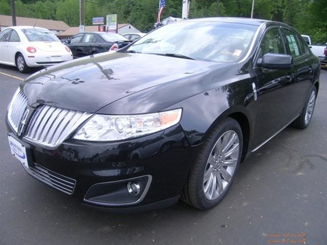 2011 Lincoln MKS Base