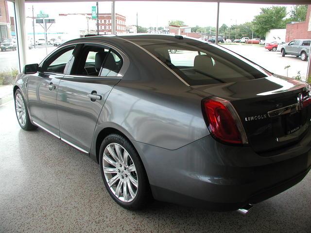 2011 Lincoln MKS Base