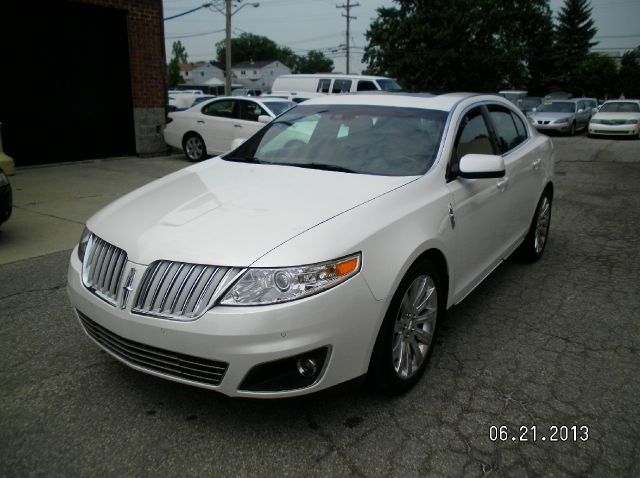 2011 Lincoln MKS 4WD 4dr 2500 SLT W/4sb