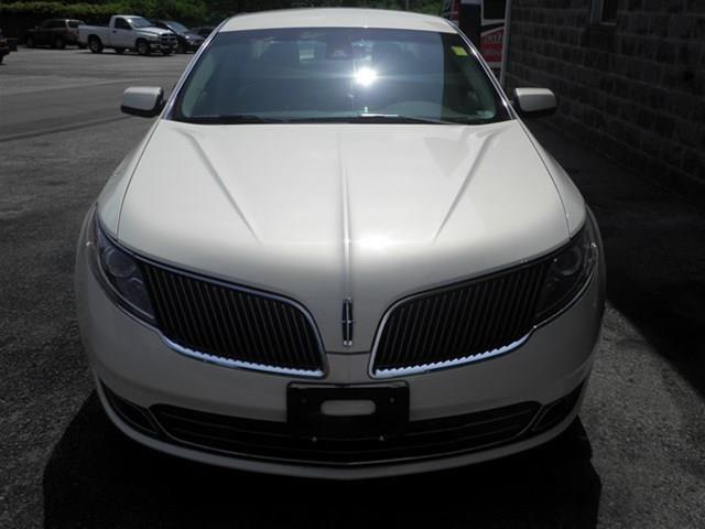 2013 Lincoln MKS Unknown