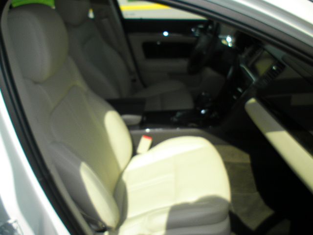 2013 Lincoln MKS C350 Luxury