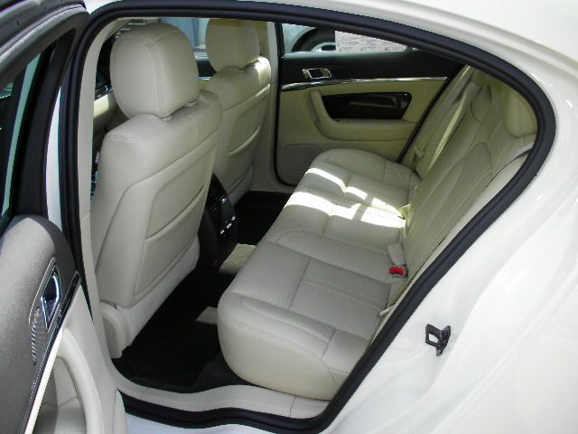 2013 Lincoln MKS C350 Luxury