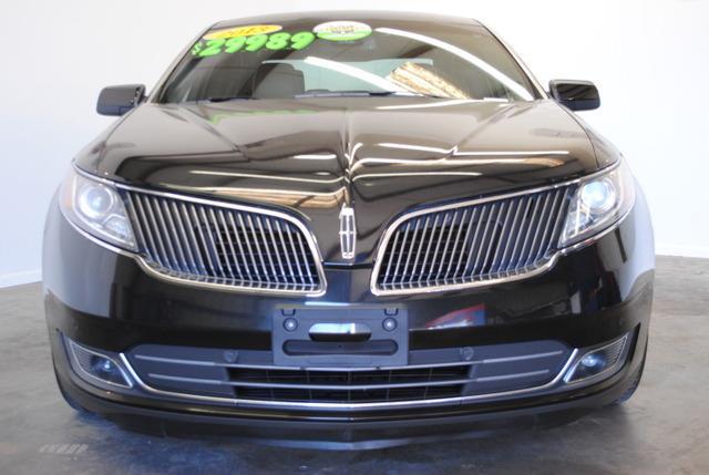 2013 Lincoln MKS Deluxe Sport