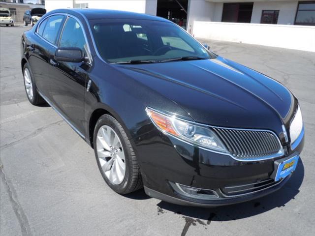 2013 Lincoln MKS Base