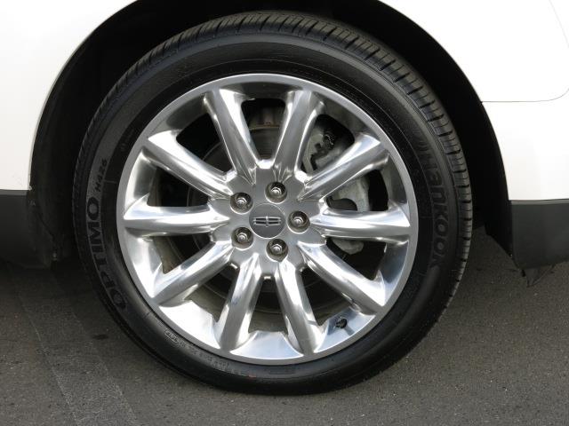 2010 Lincoln MKT Base