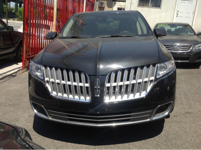 2010 Lincoln MKT Laramie Longhorn Ed 6 1/3 Ft
