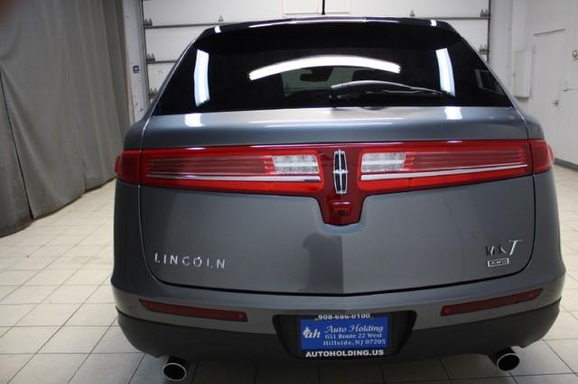 2010 Lincoln MKT Unknown