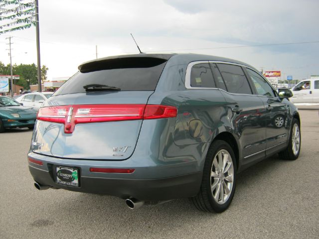 2010 Lincoln MKT Laramie Longhorn Ed 6 1/3 Ft