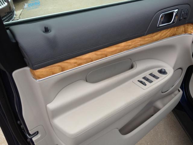 2012 Lincoln MKT Xlt Lariet 4dr