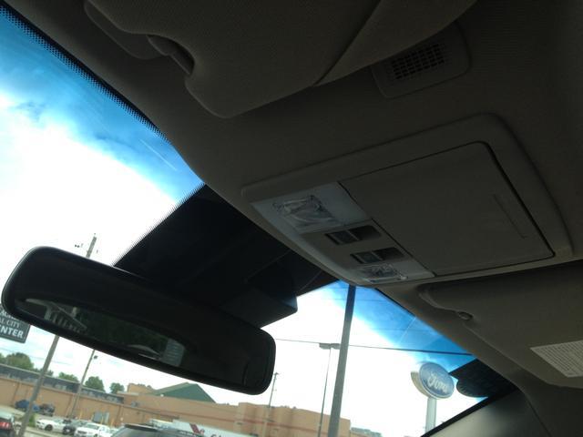 2012 Lincoln MKT Xlt Lariet 4dr